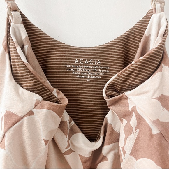 SOLD - Picture 2 of 4